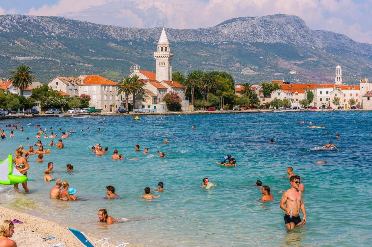 Apartments And Rooms With Parking Space Kastel Stafilic, Kastela - 18673 المظهر الخارجي الصورة
